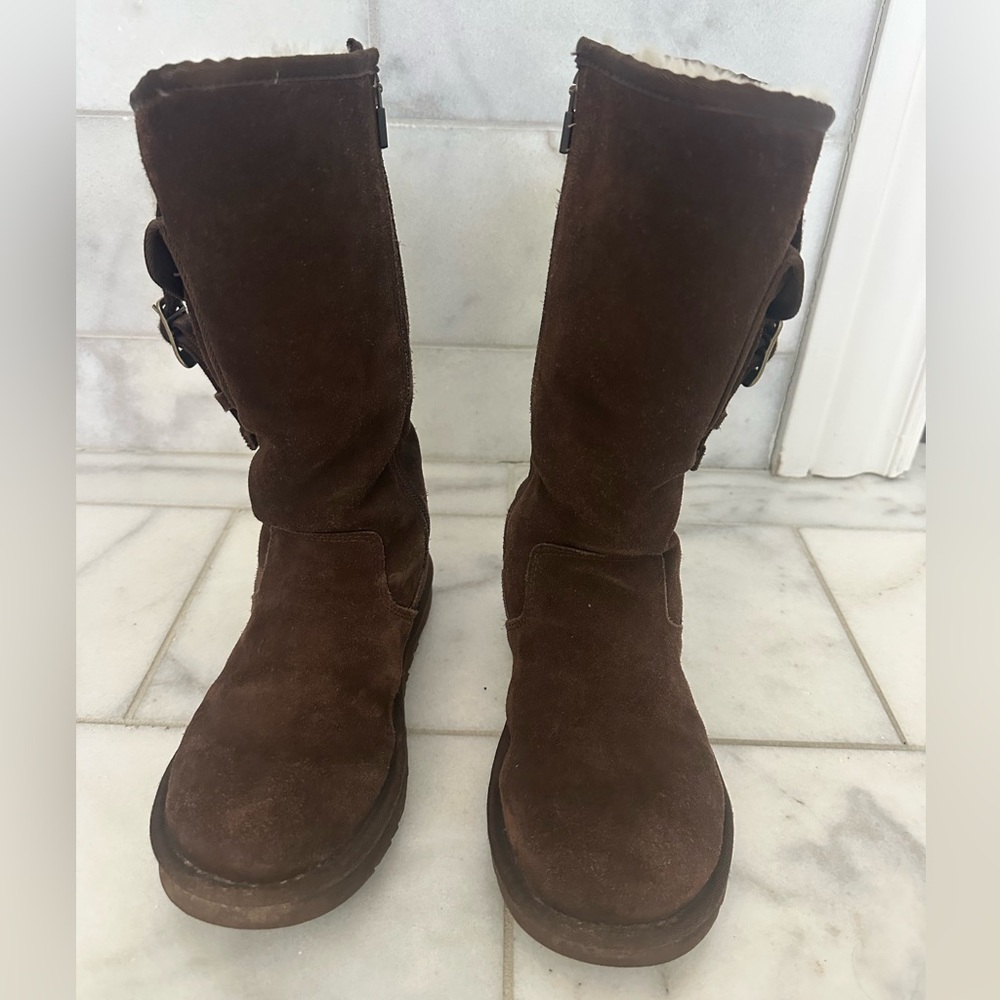 UGG kids brown boots size 4